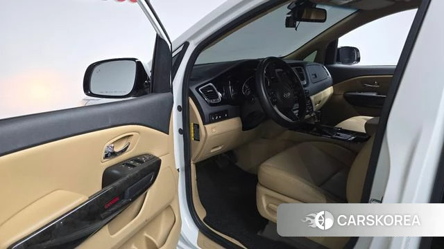 Kia The New Carnival id 4732856 из Кореи 34