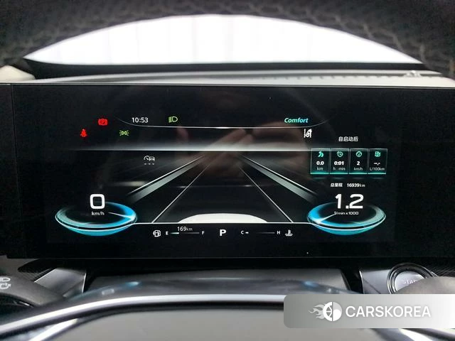 Roewe RX5 MAX id 4222321 из Китая 19