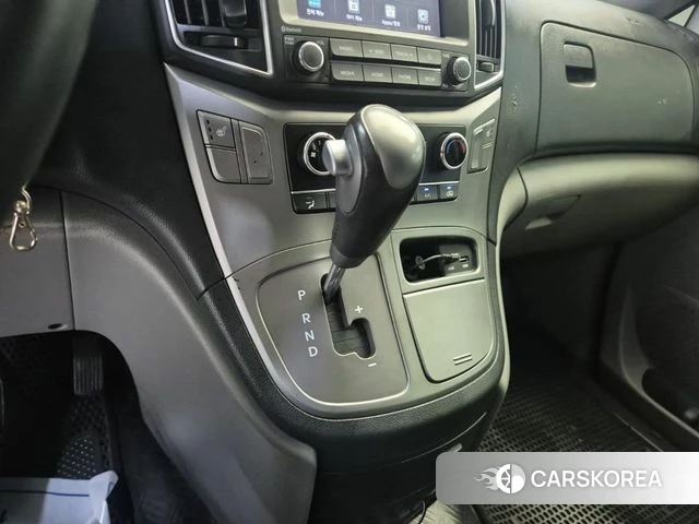Hyundai The New Grand Starex id 4625740 из Кореи 18