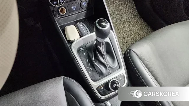 Hyundai Venue id 3411941 из Кореи 19