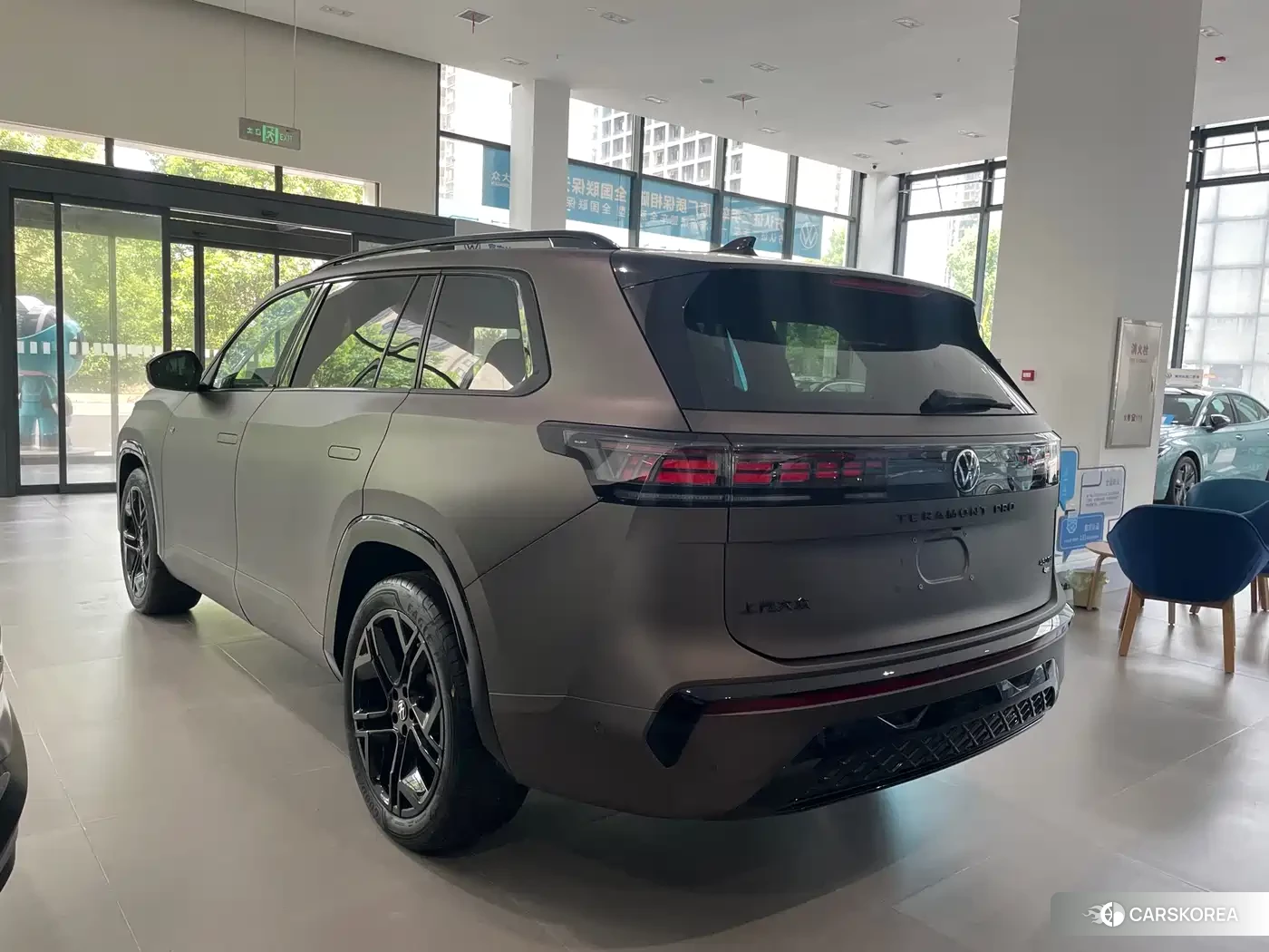Volkswagen Touareg id 4622450 из Китая 11
