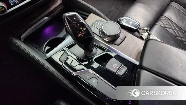 BMW 5 Series (G30) id 3647404 из Кореи 19