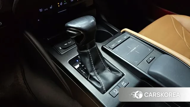 Lexus ES300h 7th generation id 3480170 из Кореи 19