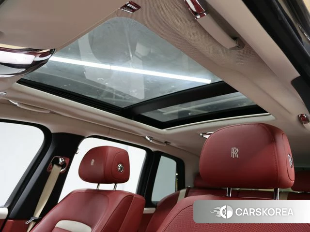 Rolls-Royce Cullinan id 4568299 из Кореи 19