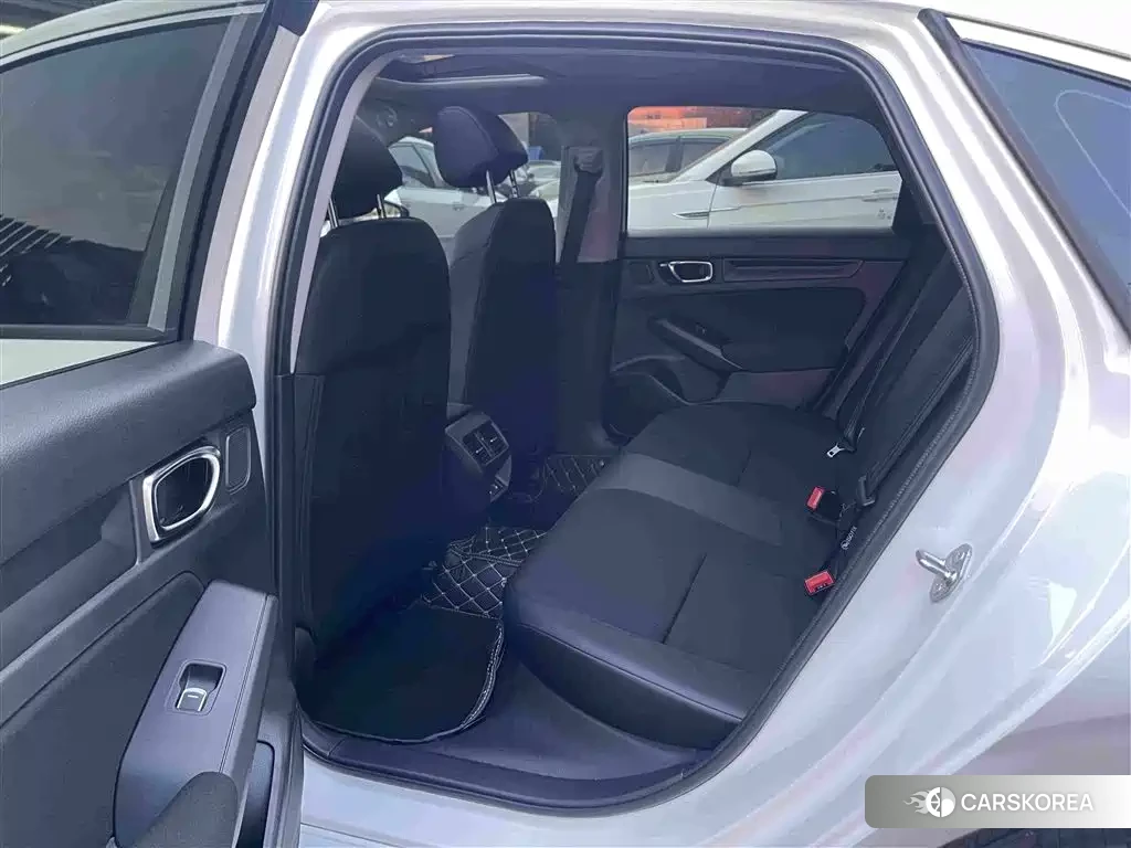 Honda Civic id 4680771 из Китая 22