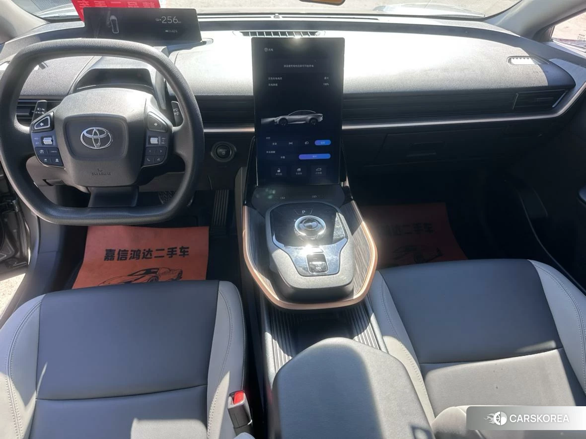 Toyota bZ3 id 4512661 из Китая 9