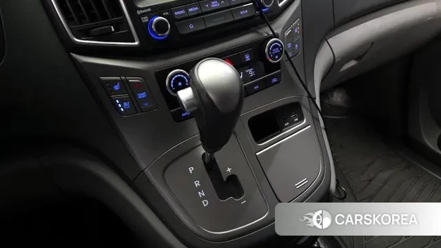 Hyundai The New Grand Starex id 3718404 из Кореи 19