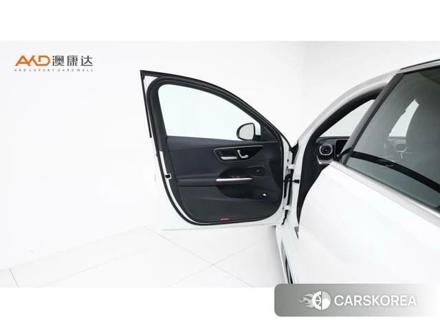 Mercedes-Benz Class C id 4335318 из Китая 9