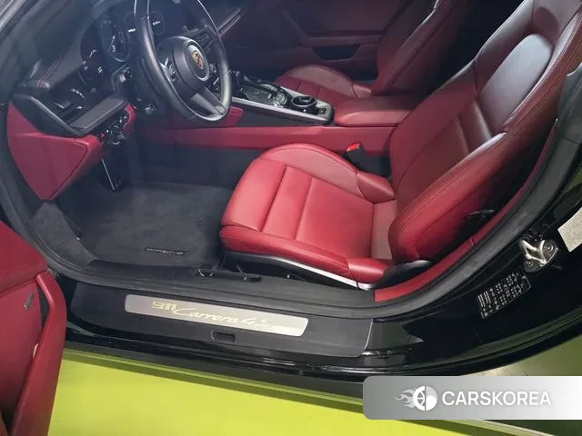 Porsche 911(992) id 3220178 из Кореи 19