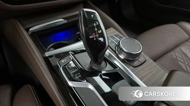 BMW 5 Series (G30) id 3801722 из Кореи 19