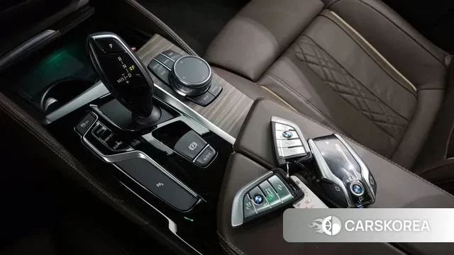 BMW 5 Series (G30) id 2941553 из Кореи 19