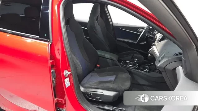 BMW 1 Series (F40) id 3044662 из Кореи 19