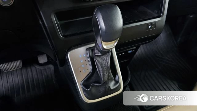 Hyundai Staria id 4916742 из Кореи 32