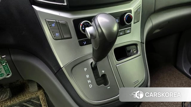 Hyundai The New Grand Starex id 3867341 из Кореи 18