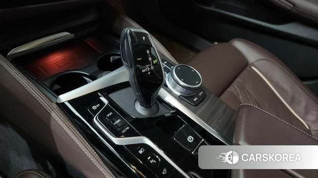 BMW 5 Series (G30) id 3794986 из Кореи 19