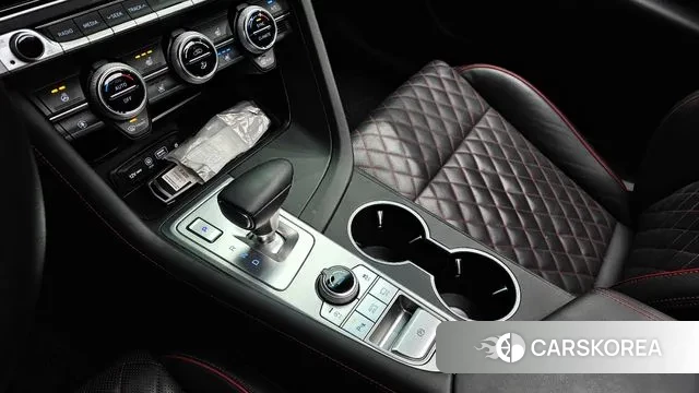 Genesis G70 id 3494496 из Кореи 19