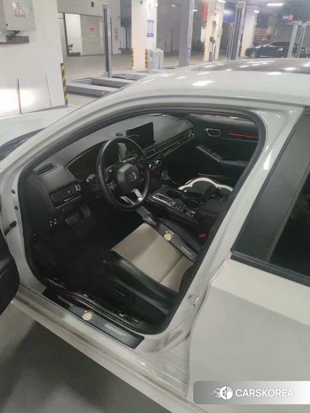 Honda Civic id 3908646 из Китая 9