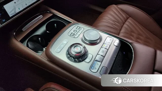 Genesis G90 (RS4) id 3524079 из Кореи 19