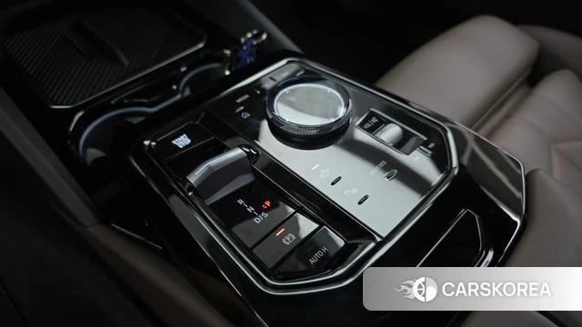 BMW 5 Series (G60) id 4691235 из Кореи 19