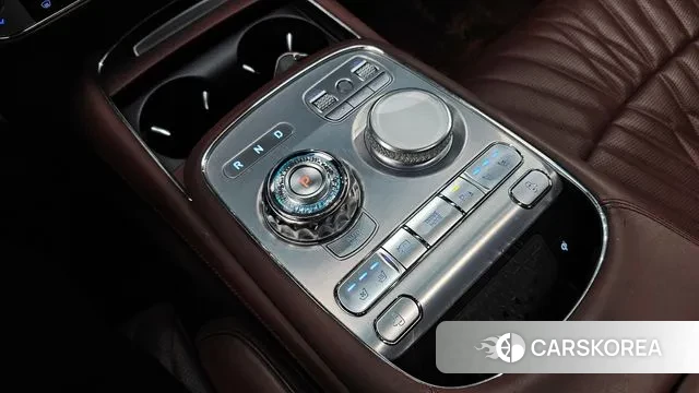 Genesis G90 (RS4) id 3488016 из Кореи 19