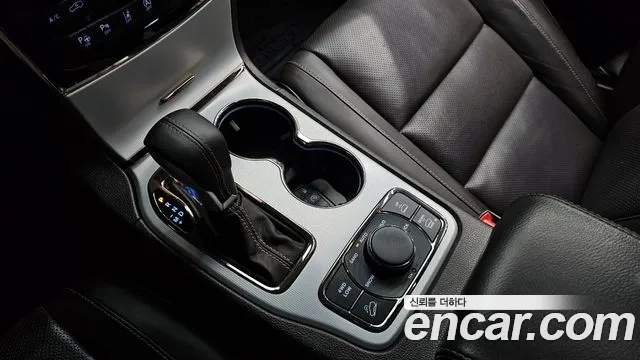 Jeep Grand Cherokee id 2956482 из Кореи 19