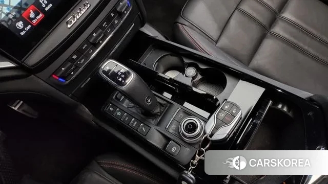 Maserati Ghibli id 3672074 из Кореи 19