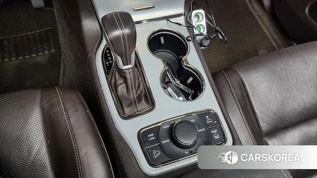 Jeep Grand Cherokee id 3000413 из Кореи 19