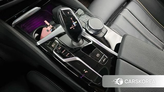 BMW 5 Series (G30) id 4179020 из Кореи 19