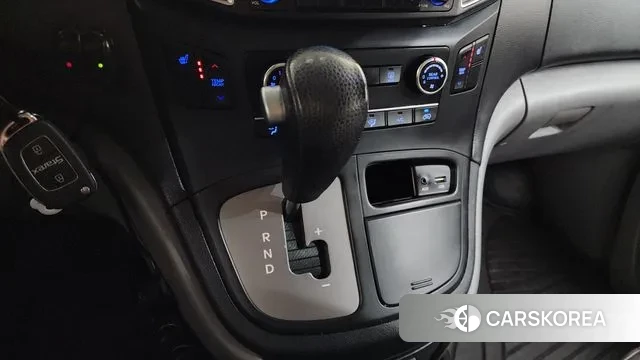 Hyundai The New Grand Starex id 3636579 из Кореи 19