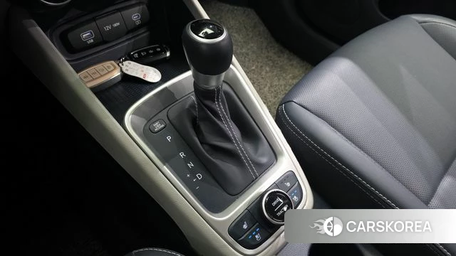 Hyundai Venue id 4200971 из Кореи 28