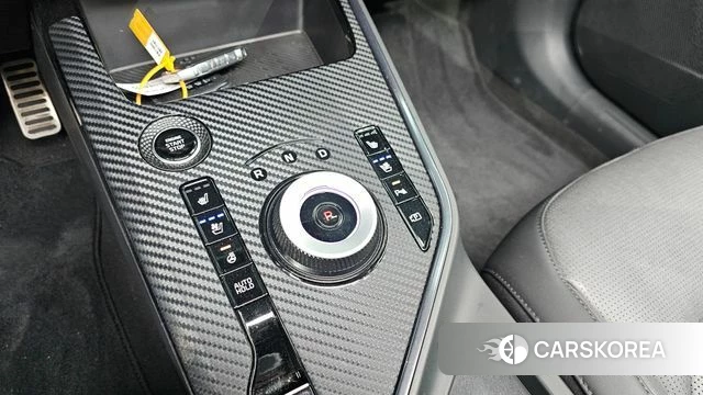 Kia Di Ol Nu Niro id 4267637 из Кореи 31