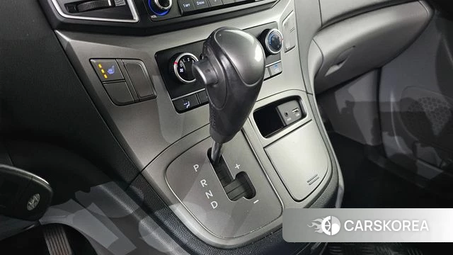 Hyundai The New Grand Starex id 3807957 из Кореи 19