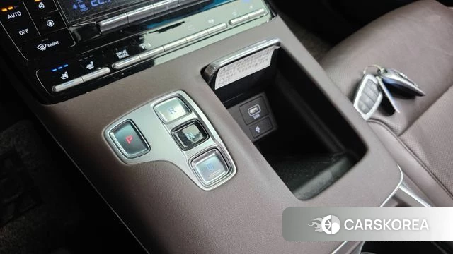 Hyundai The New Grandeur IG Hybrid id 3828305 из Кореи 19