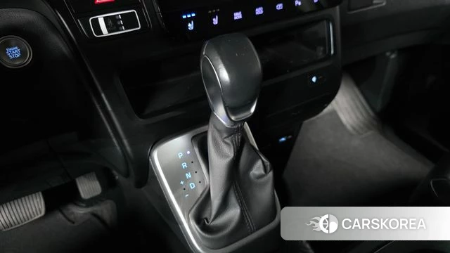 Hyundai Staria id 4224090 из Кореи 19