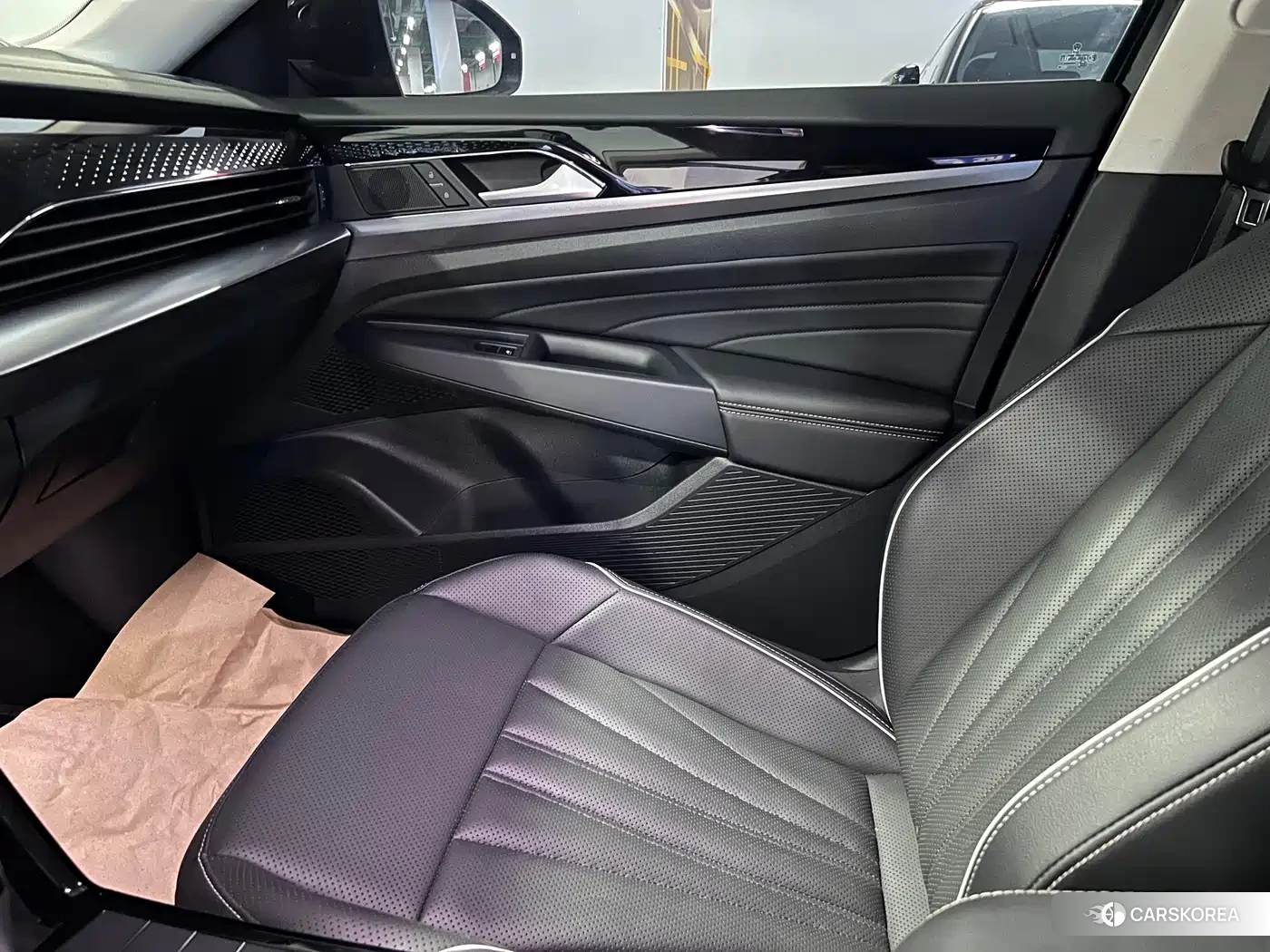 Volkswagen Passat id 4649364 из Китая 18