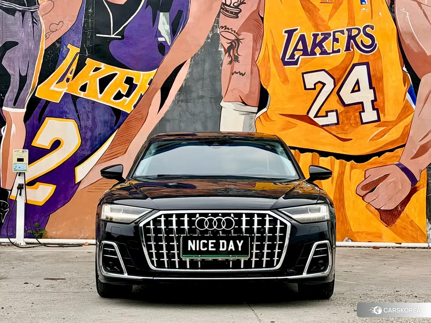Audi A8 New Energy id 4539457 из Китая 14