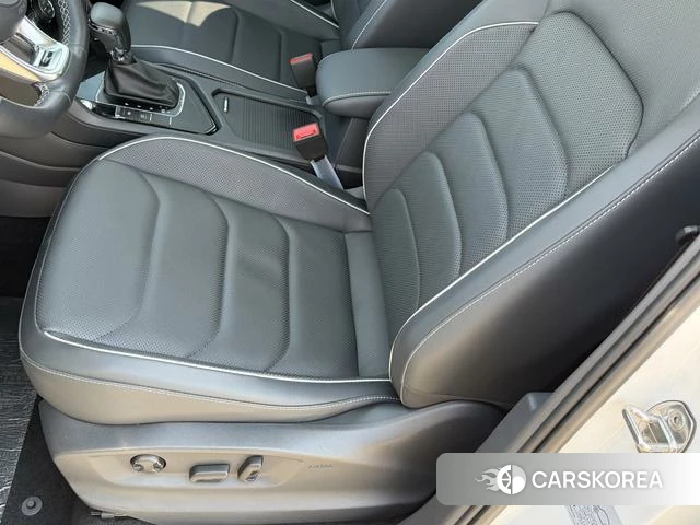 Volkswagen Tiguan L id 4258446 из Китая 37