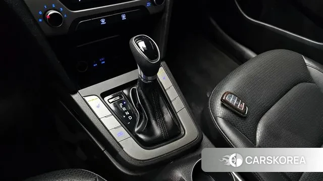 Hyundai Avante AD id 3434833 из Кореи 19