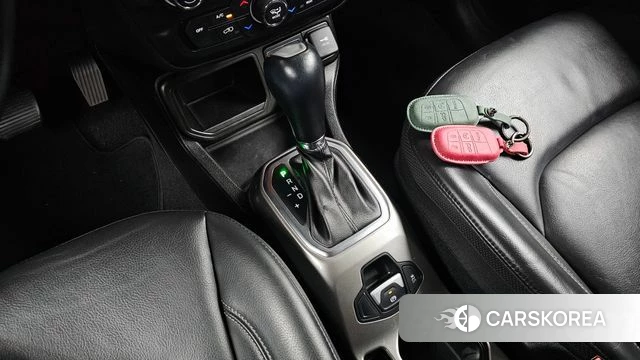 Jeep Renegade id 4232134 из Кореи 29