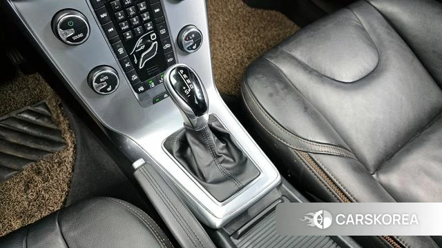 Volvo V40 Cross-Country id 3845460 из Кореи 19