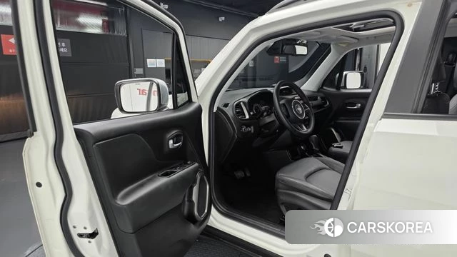 Jeep Renegade id 4549666 из Кореи 33