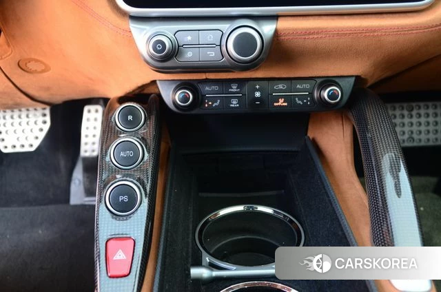 Ferrari GTC4 Russo id 3814205 из Кореи 19