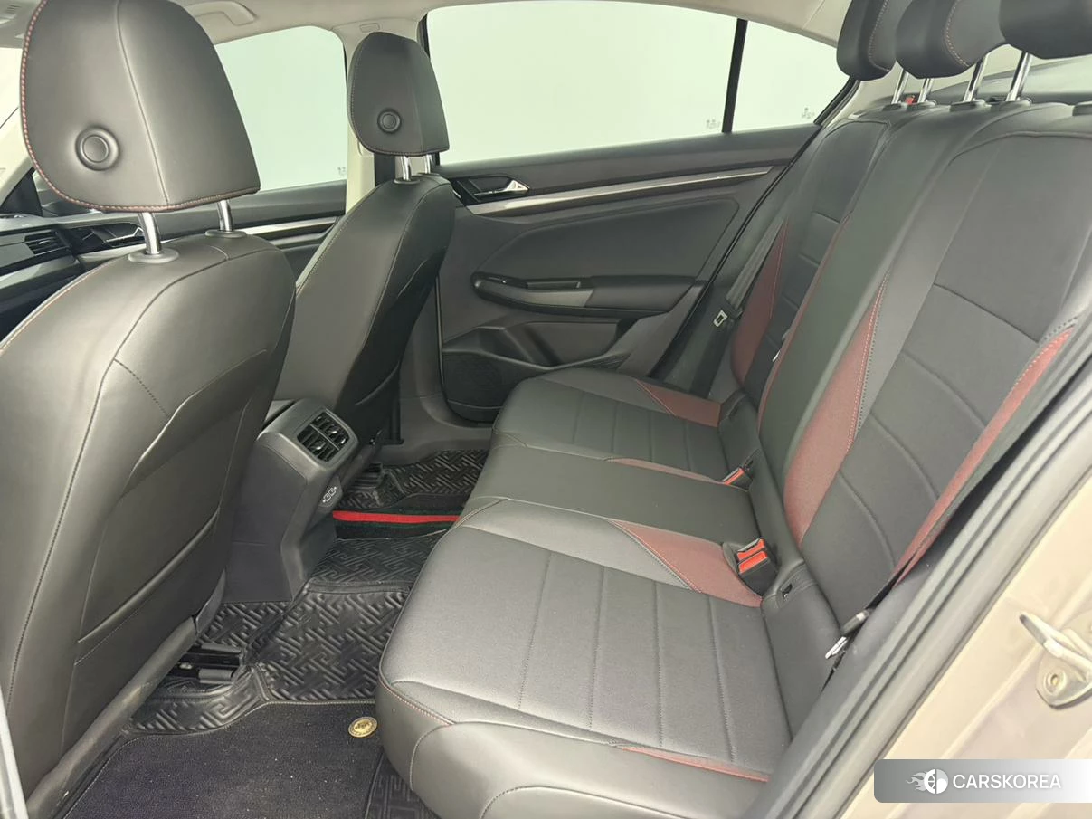 Volkswagen Bora id 4512549 из Китая 15