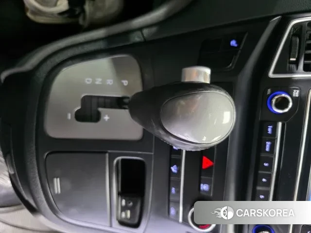 Hyundai The New Grand Starex id 3335444 из Кореи 15