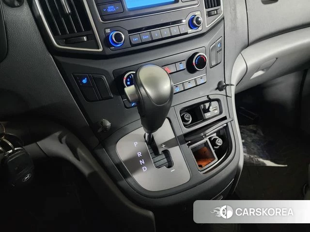 Hyundai The New Grand Starex id 3904912 из Кореи 19