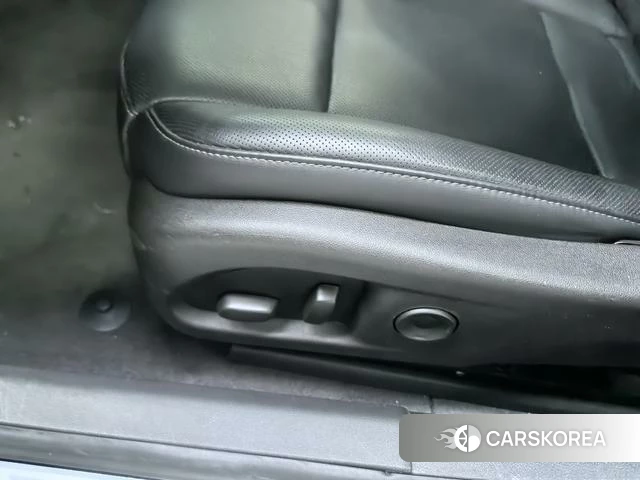 Cadillac CT5 id 4253999 из Китая 18