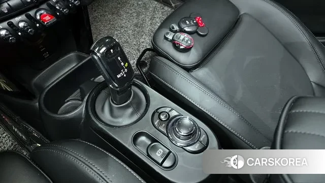 Mini Cooper S id 2969497 из Кореи 19