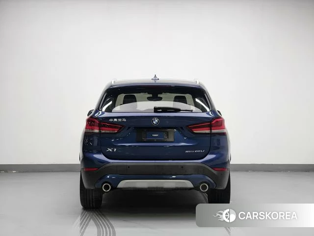 BMW X1 id 4335781 из Китая 21
