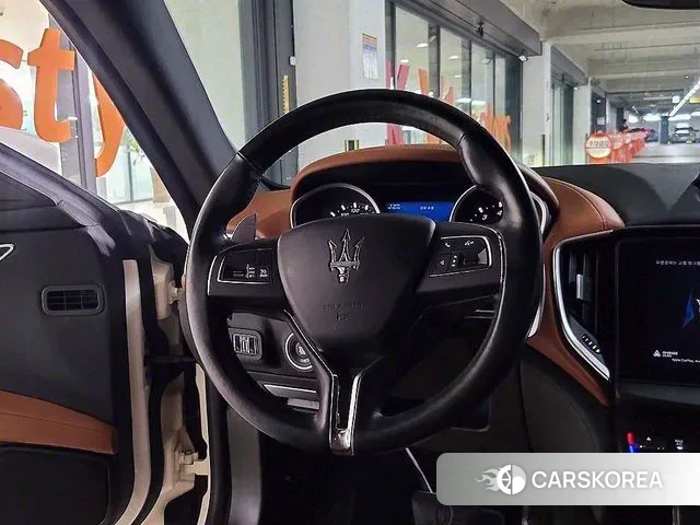 Maserati Ghibli id 3023023 из Кореи 19