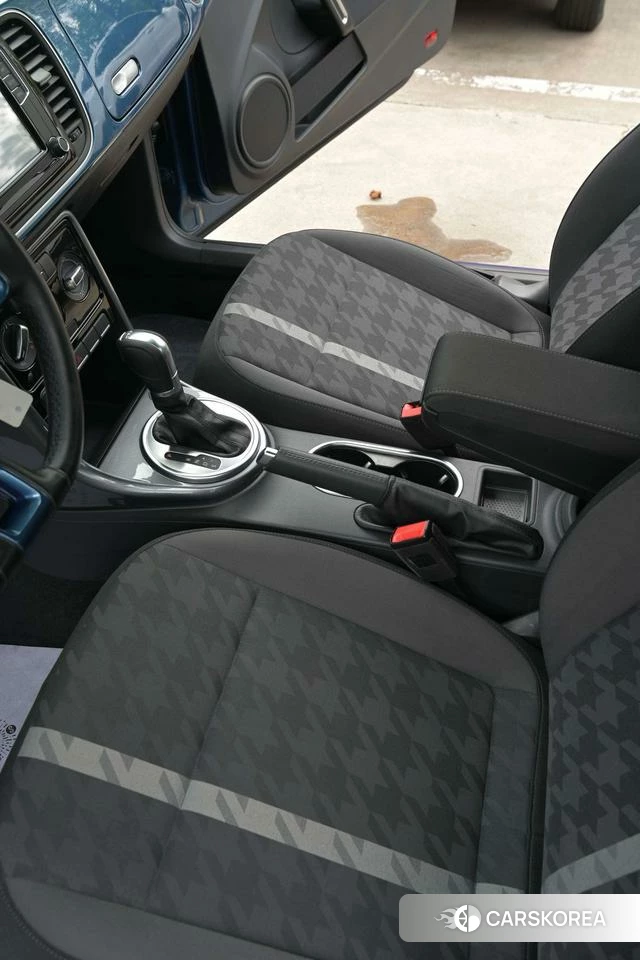 Volkswagen Beetle id 4239035 из Китая 23